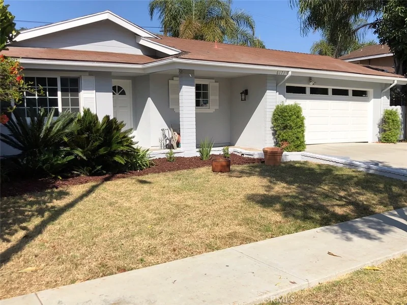6171 Softwind, Huntington Beach, CA 92647