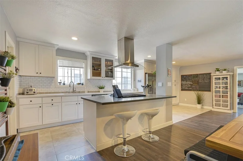2304 Saint Anne, Santa Ana, CA 92704