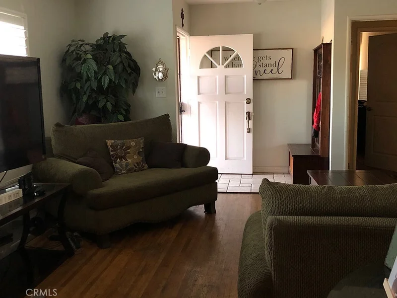 9113 Coachman, Whittier, CA 90605