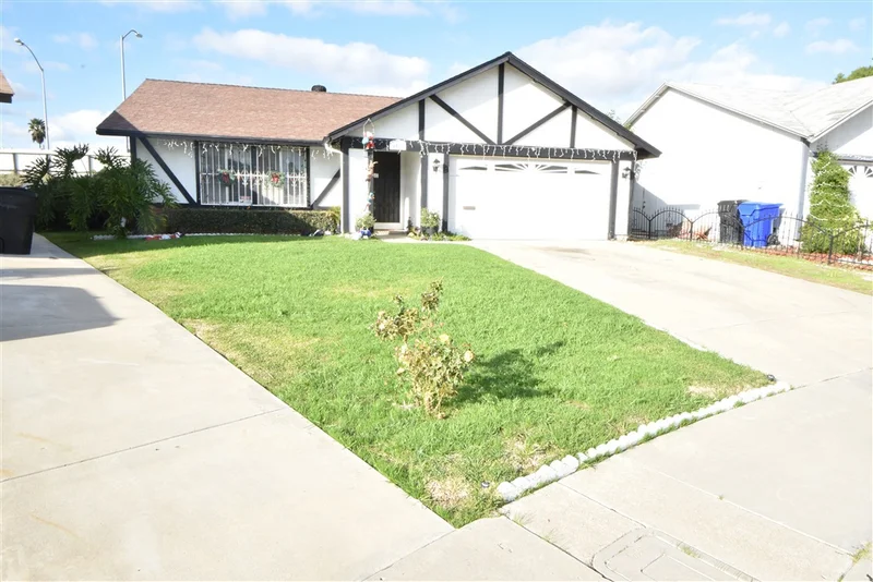8546 Encinitas Way, San Diego, CA 92114