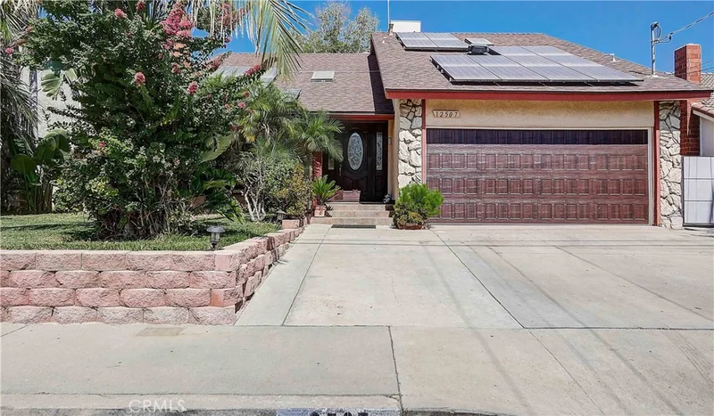 12507 Chanute, Pacoima, CA 91331