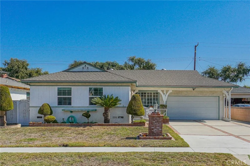 912 Washington, Fullerton, CA 92832