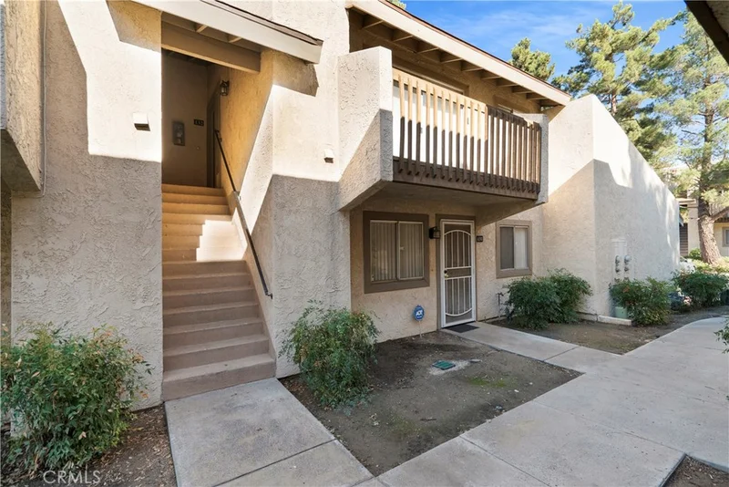 1251 Meadow #132, Colton, CA 92324