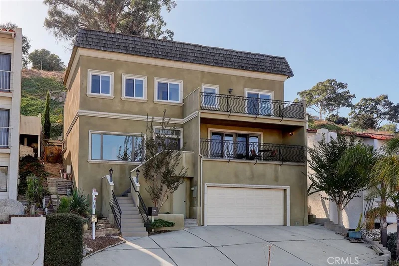 4242 Mesa, Torrance, CA 90505