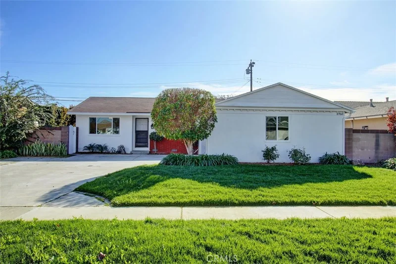 8960 Universe, Westminster, CA 92683
