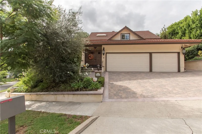 1040 La Senda, Fullerton, CA 92835