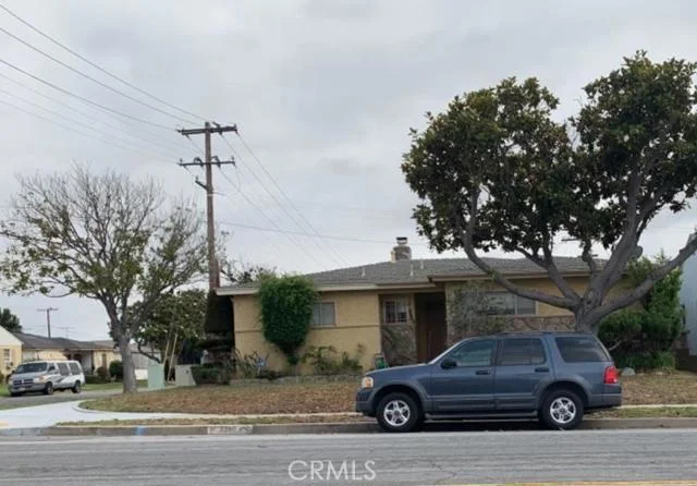 2300 W 108th Street, Inglewood, CA 90303