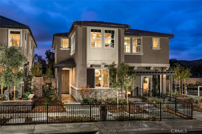 8918 Sunshine Valley Way, Corona, CA 92883