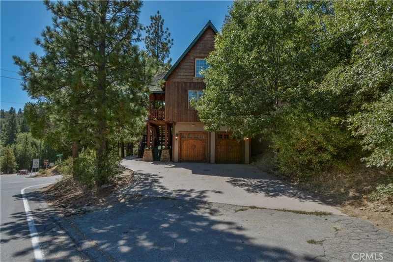 27482 Bay, Lake Arrowhead, CA 92352