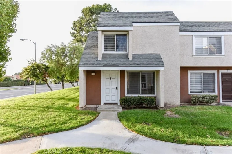 1 Dover, Irvine, CA 92604