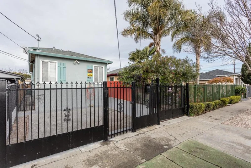 1243 91st, Oakland, CA 94603