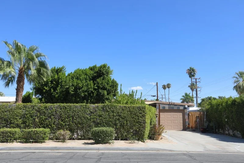 520 Calle Rolph, Palm Springs, CA 92262