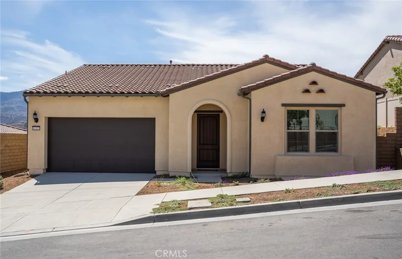 11537 Alton, Corona, CA 92883