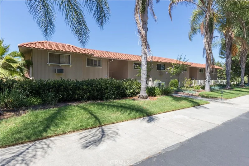 884 Via Mendoza #O, Laguna Woods, CA 92637