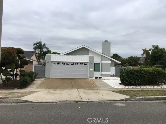 1126 Alton, Santa Ana, CA 92707