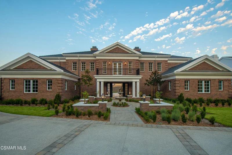 2530 Munnings, Thousand Oaks, CA 91361