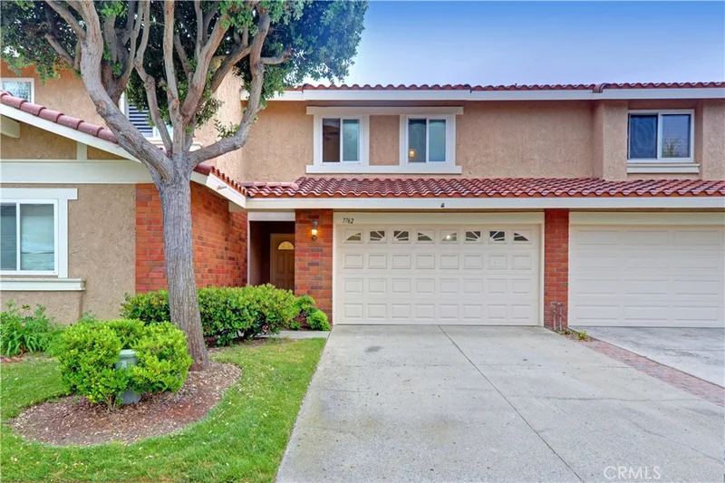 7762 Seabreeze #45, Huntington Beach, CA 92648