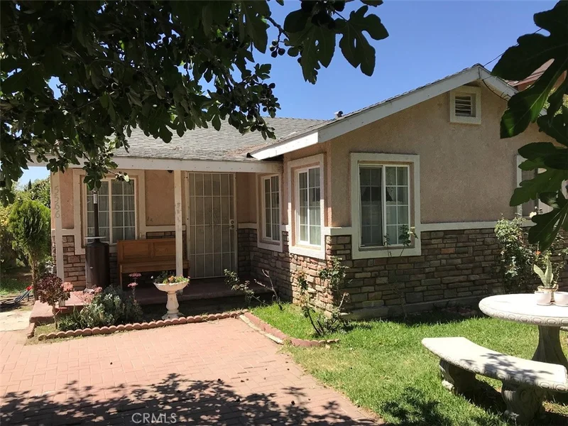 5566 34th, Riverside, CA 92509