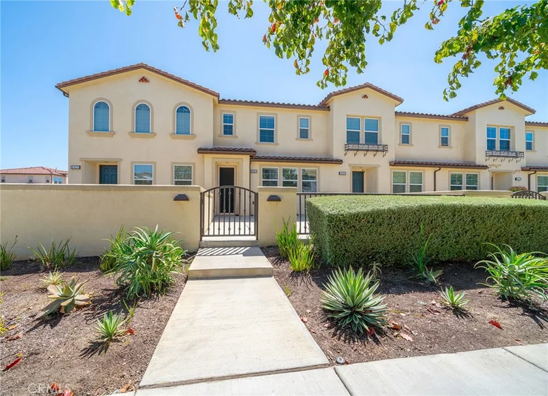 10463 Elderberry Ln, Santa Fe Springs, CA 90670