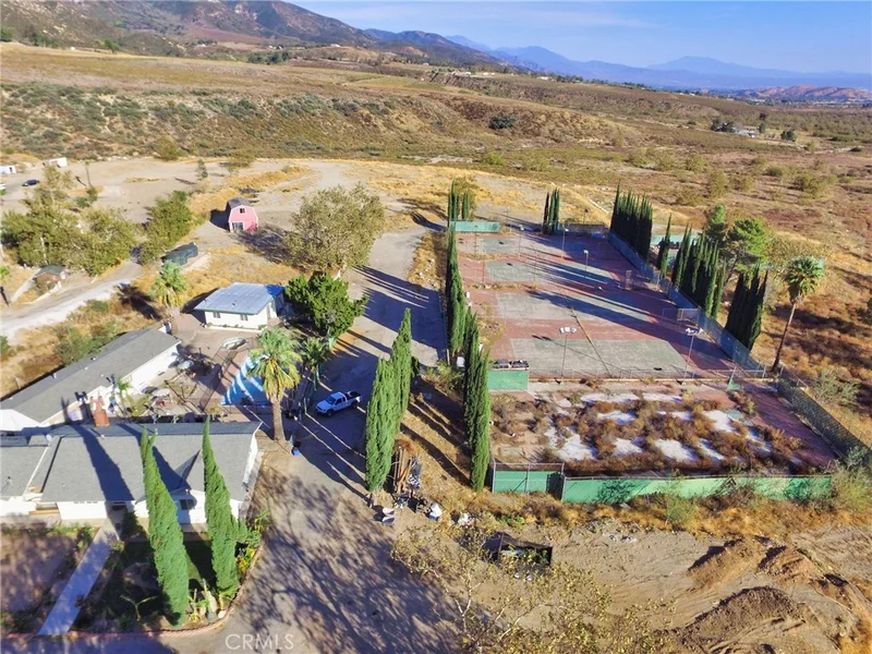 18600 Grandview, Devore, CA 92407