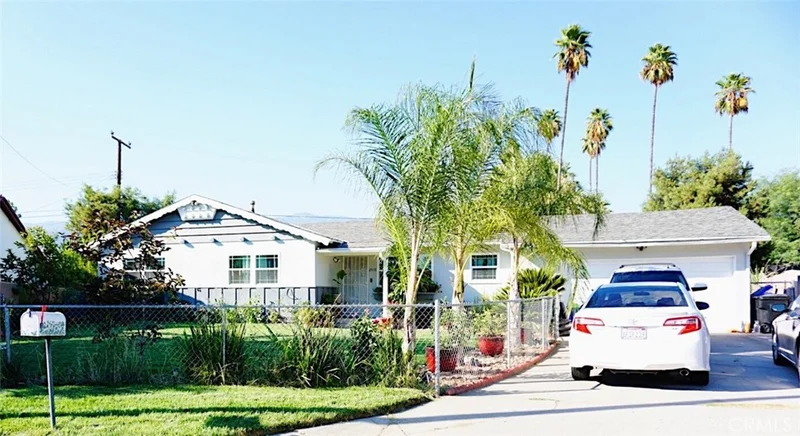 25670 27th, San Bernardino, CA 92404