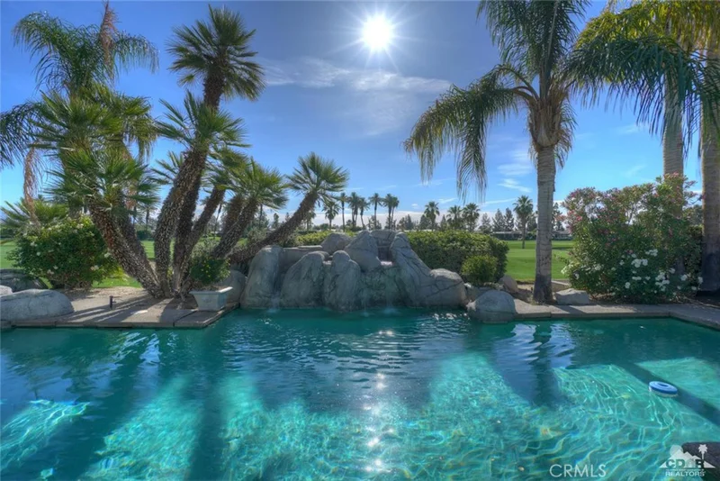 85 Mayfair, Rancho Mirage, CA 92270