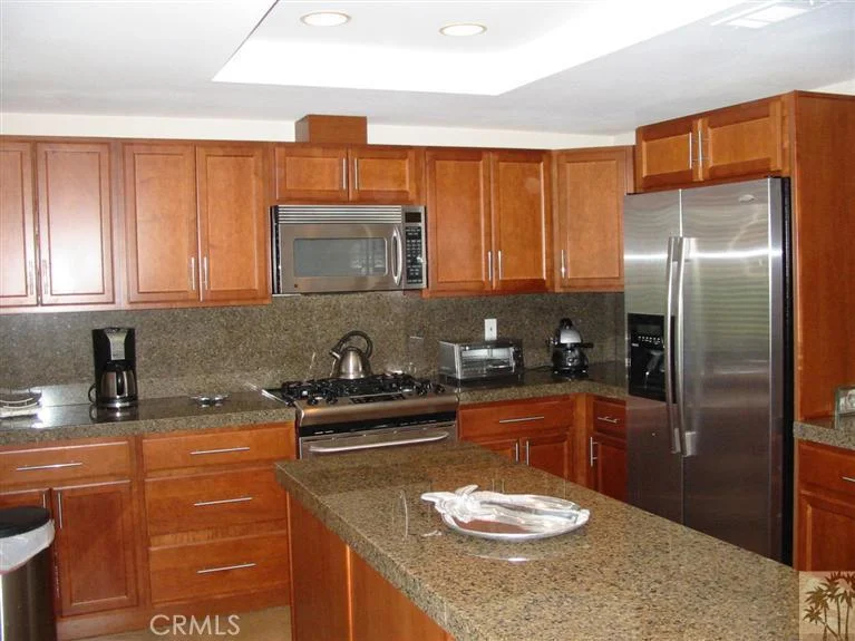 426 Sierra Madre, Palm Desert, CA 92260