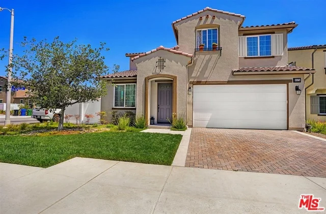8574 Yehuda, Canoga Park, CA 91304