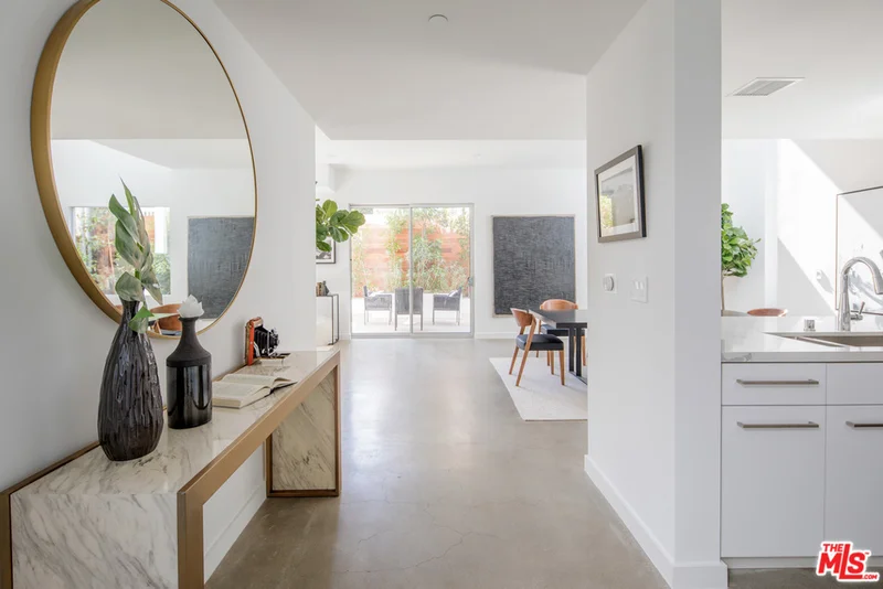 507 N Orlando Avenue 105, West Hollywood, CA 90048