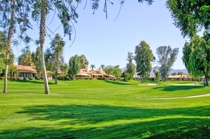 114 Castellana, Palm Desert, CA 92260
