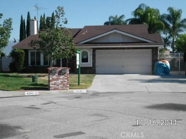 4281 Warwick, Hemet, CA 92544