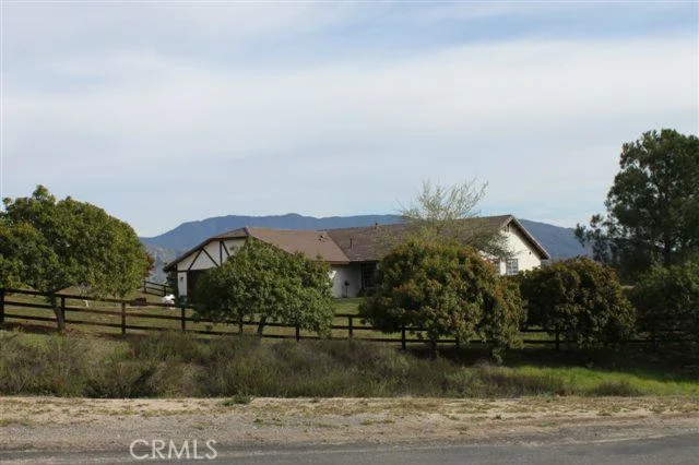 42295 Via Del Monte, Temecula, CA 92592