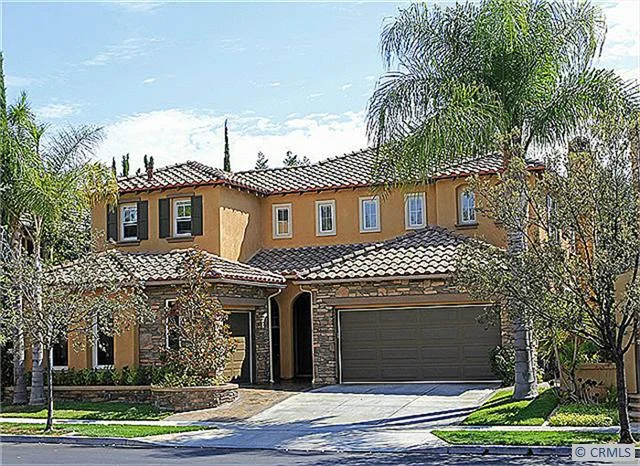 10 Upland, Irvine, CA 92602