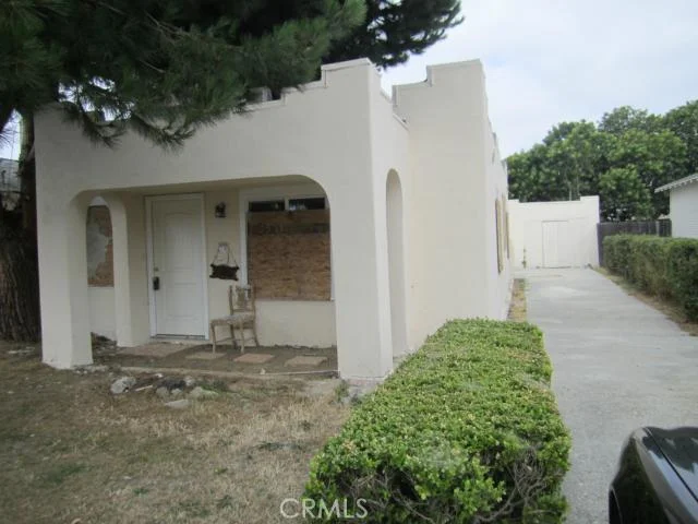 12239 Ramona, Hawthorne, CA 90250