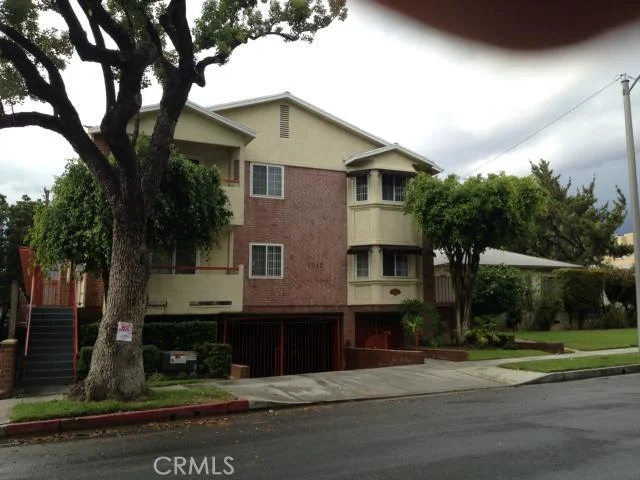 1015 Spazier #205, Burbank, CA 91502