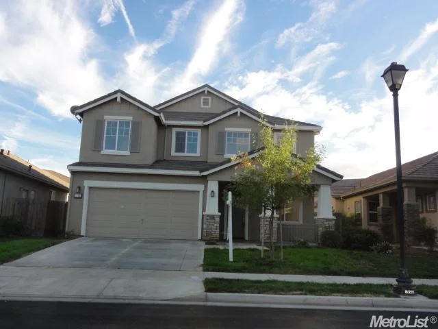 1135 Oatgrass, Los Banos, CA 93635