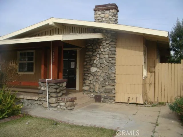 2737 Avenue 32, Los Angeles, CA 90065