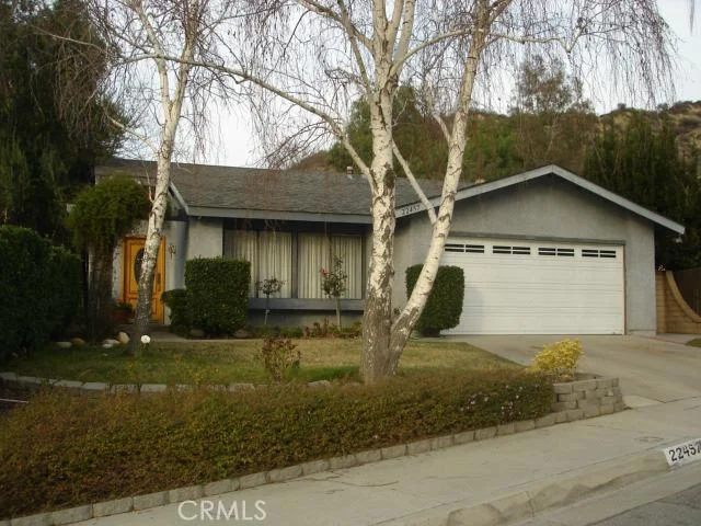 22457 Tula, Saugus, CA 91350