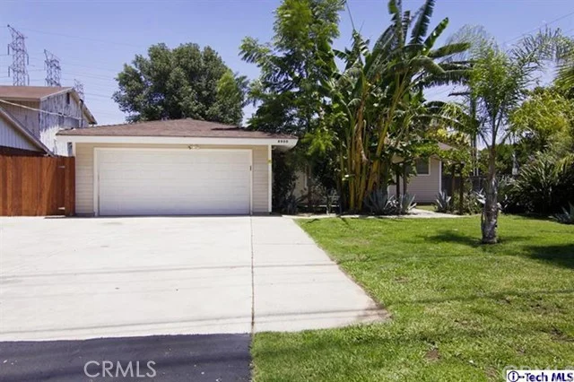8900 Wilbur, Northridge, CA 91324