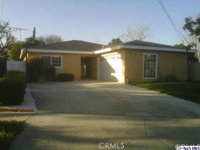 12257 Art, Sun Valley, CA 91352