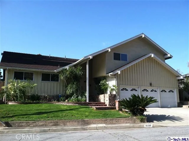 10200 Sully, Sun Valley, CA 91352