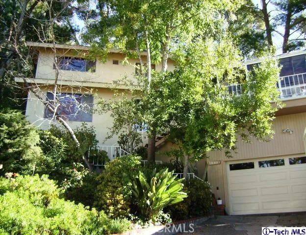 5512 Goss Canyon, La Crescenta, CA 91214
