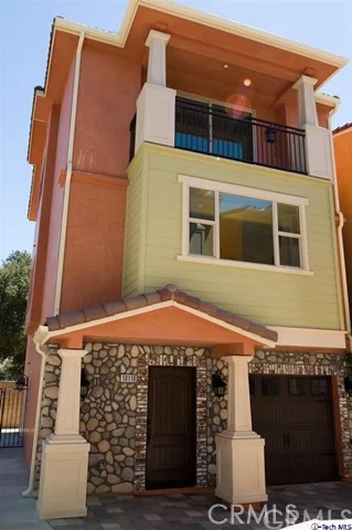 10114 Amber, Tujunga, CA 91042
