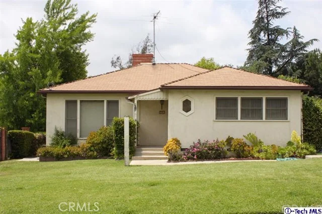 2261 Luana, Montrose, CA 91020