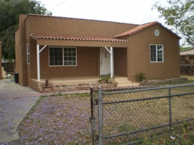 1127 Center, Compton, CA 90220