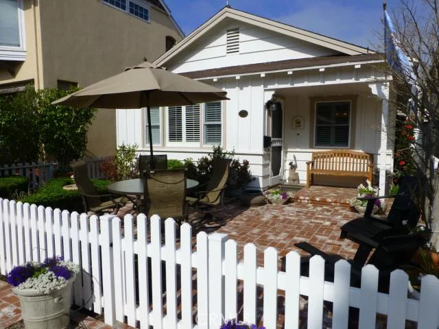 225 Opal, Newport Beach, CA 92662