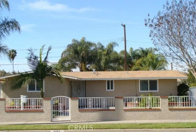 627 East, Anaheim, CA 92805