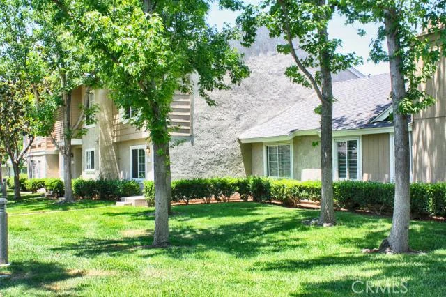 9 Woodfern #103, Irvine, CA 92614