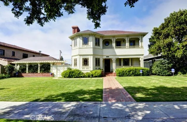 434 10th, Santa Monica, CA 90402