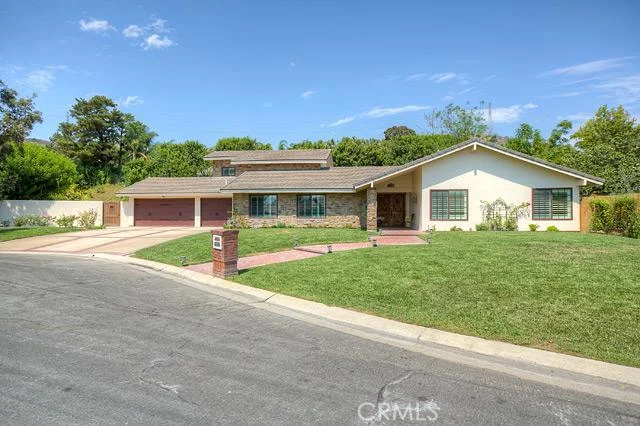 18801 Joshua Tree, Villa Park, CA 92861